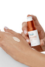 Cargar imagen en el visor de la galería, ENDOCARE RADIANCE CONTORNO DE OJOS ANTIOJERAS